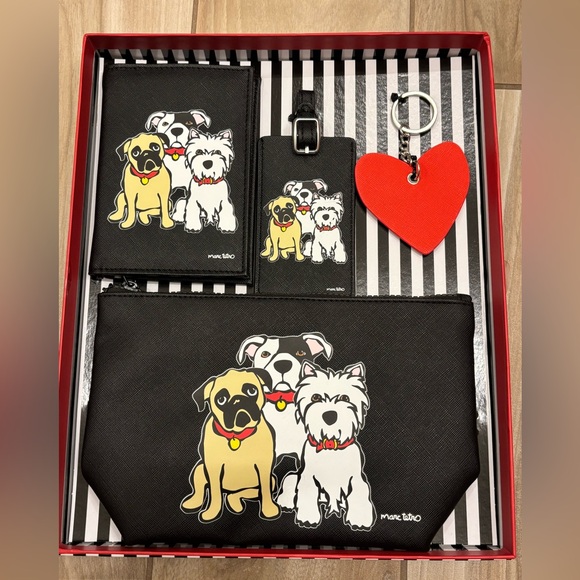 Handbags - NIB Marc Tetro Dog Friends Travel Accessory Set